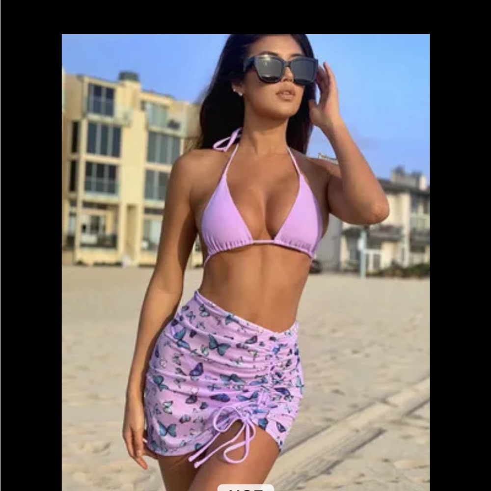 109. Bathing suit set